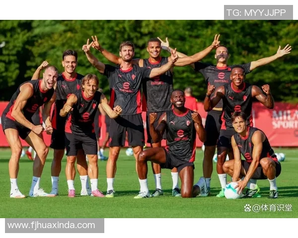 如何优化AC米兰转会政策以引进顶级球员提升球队竞争力